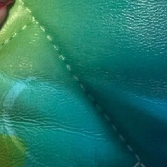 💜💙HOST PICK 💛🩵 Kirk Geiger London large Kensington ombre leather bag - Picture 5 of 11